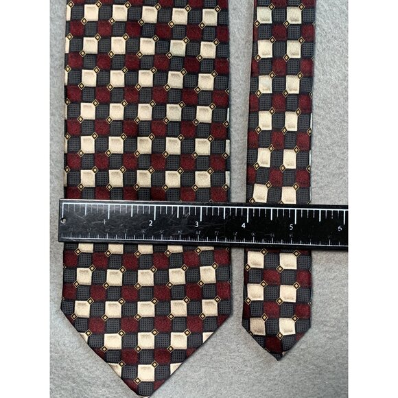 Knightsbridge Mens Silk Tie Red Black Geometric Pattern Silk Necktie - Picture 2 of 5